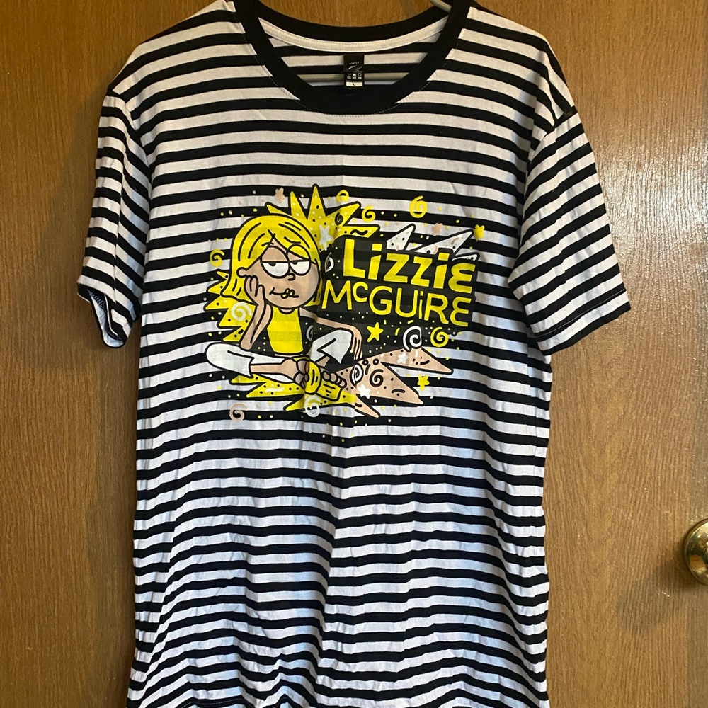 Lizzie McGuire Black and White Short Sleeve Tee